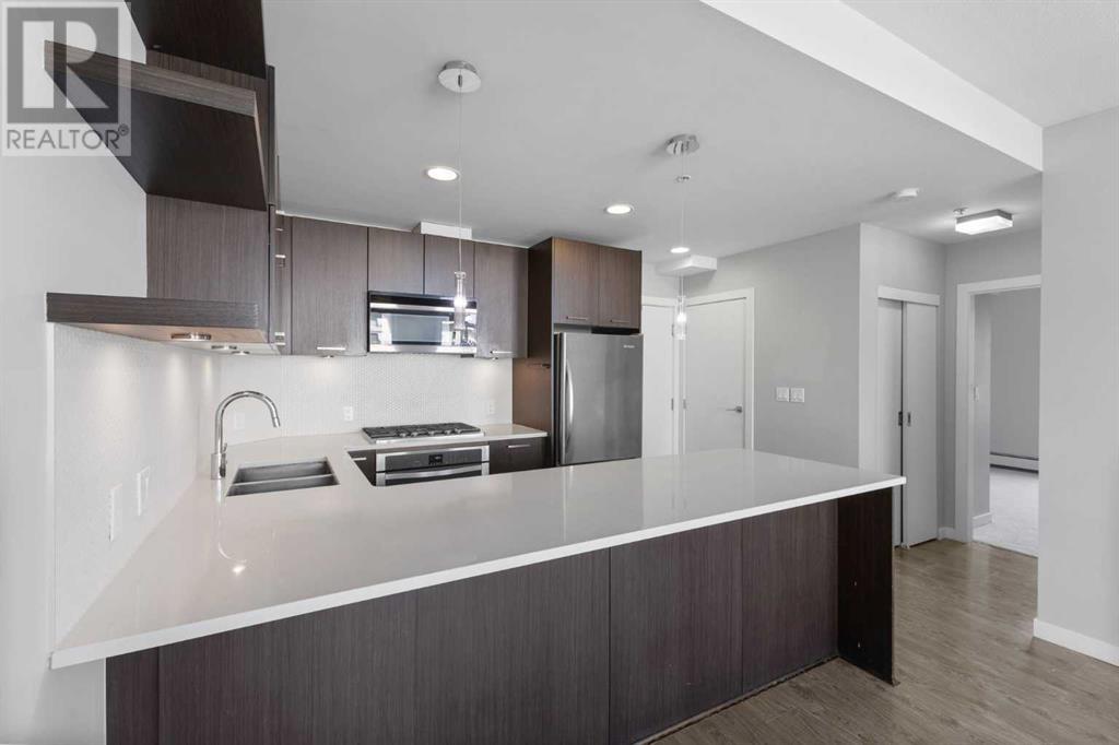 Single Family House for Sale in    Street NE Renfrew Calgary 