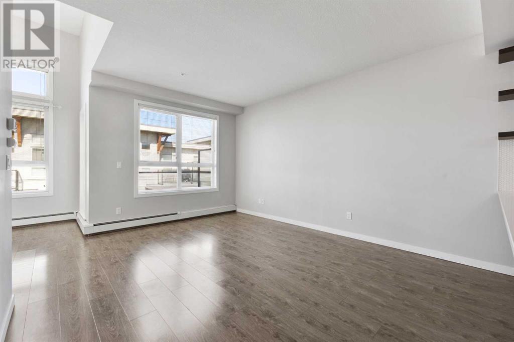 Single Family House for Sale in    Street NE Renfrew Calgary 