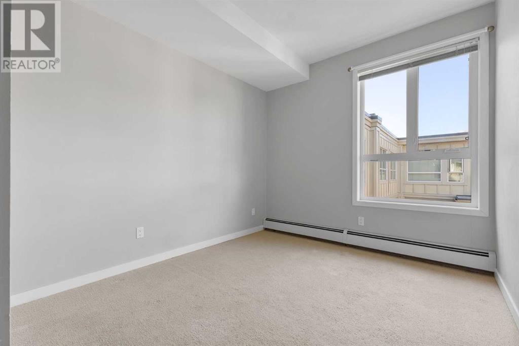 Single Family House for Sale in    Street NE Renfrew Calgary 