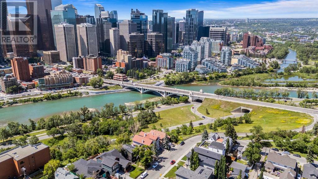 Single Family House for Sale in    Street NE Renfrew Calgary 