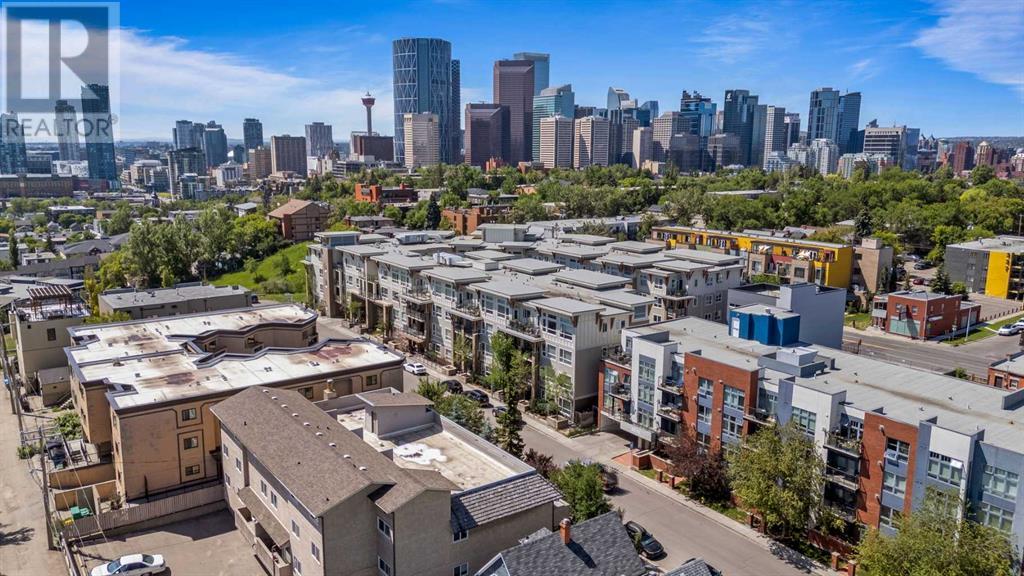 Single Family House for Sale in    Street NE Renfrew Calgary 