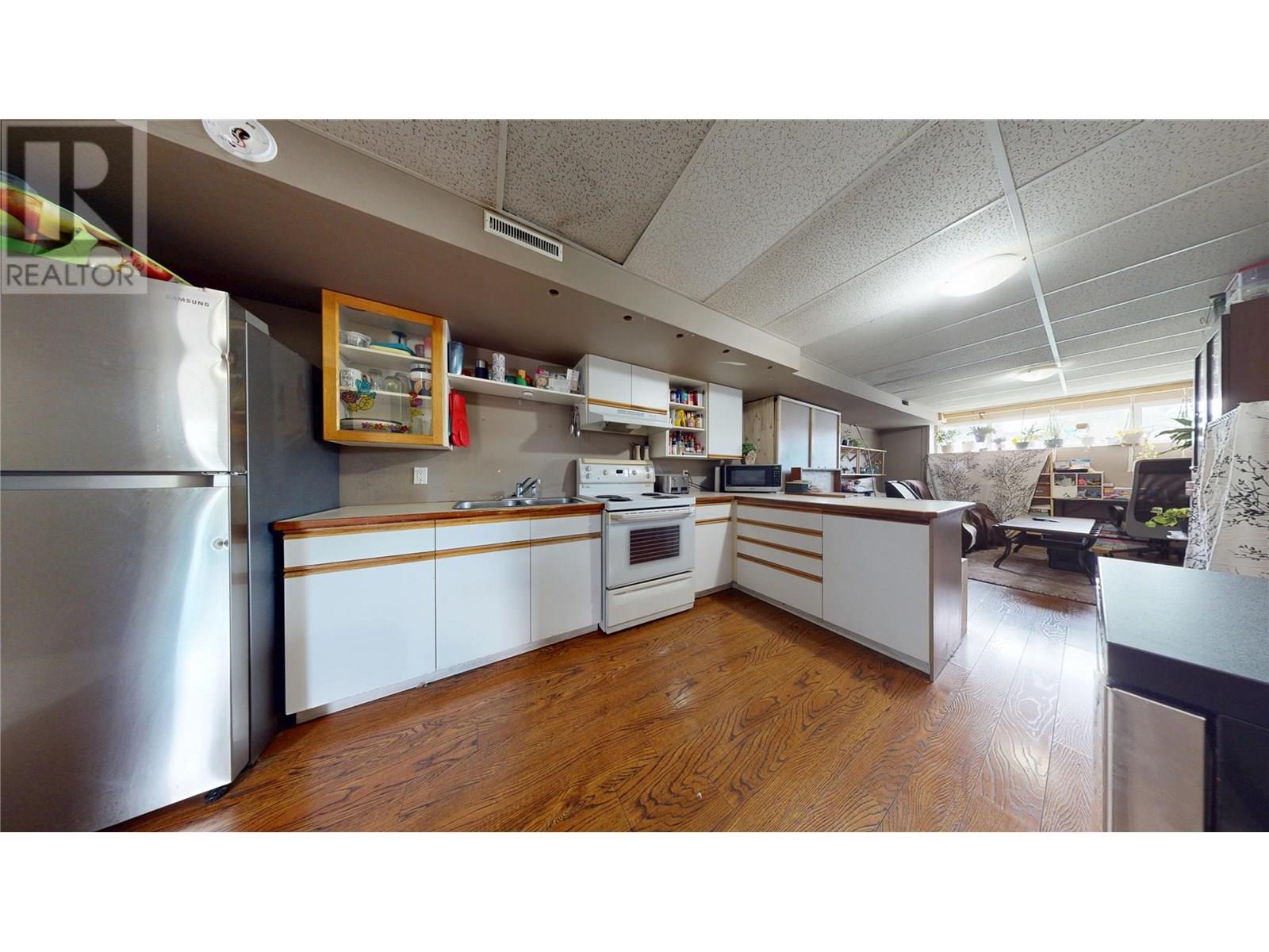 830/832 Irma Road, Kelowna
