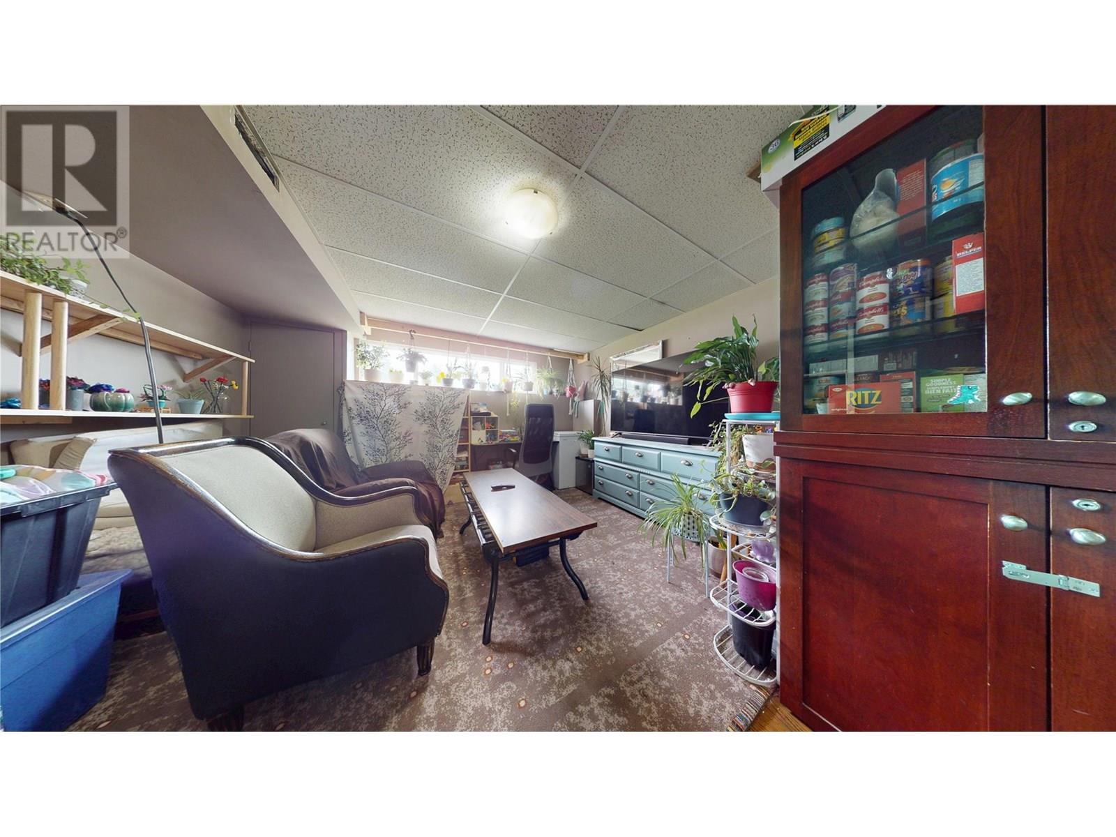 830/832 Irma Road, Kelowna