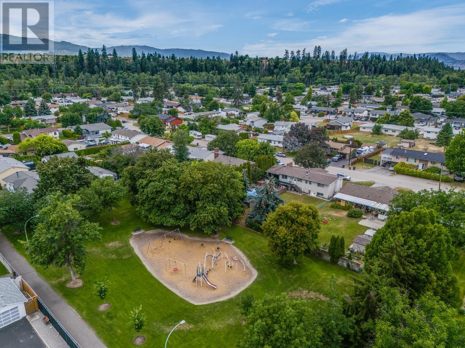 830/832 Irma Road, Kelowna