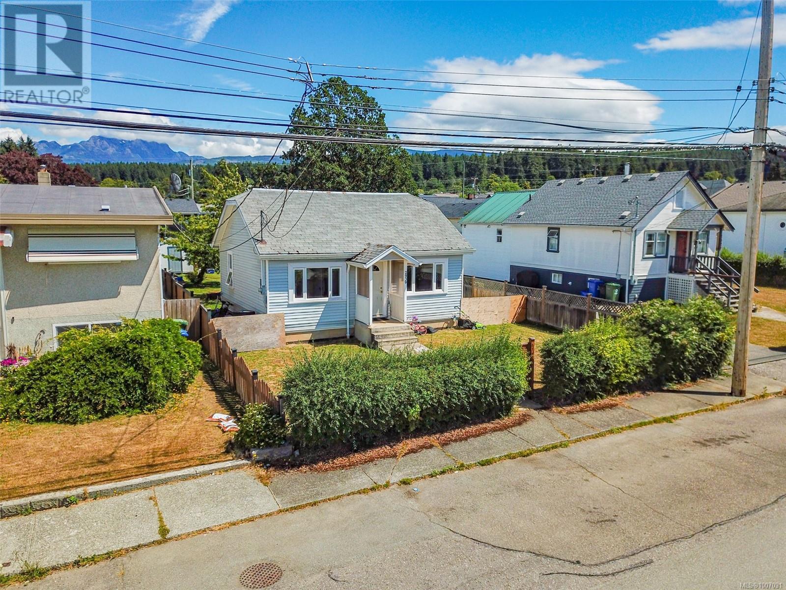 Photo 6 of 2939 11 Th Ave, Port Alberni BC