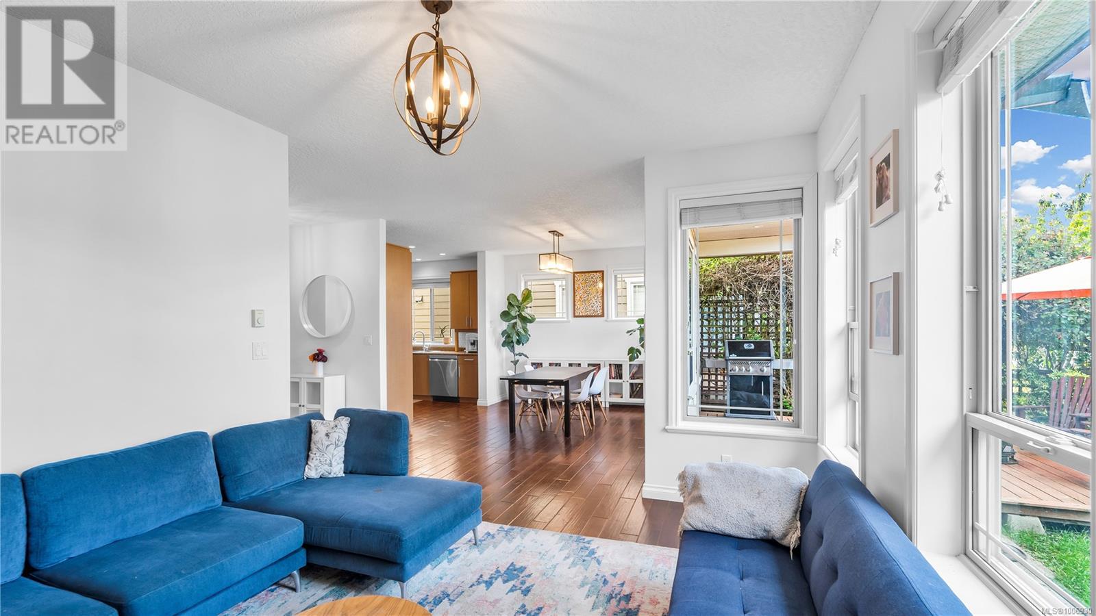Photo 10 of 108 6591 Arranwood Dr, Sooke BC