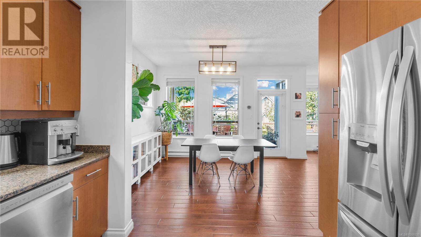 Photo 2 of 108 6591 Arranwood Dr, Sooke BC
