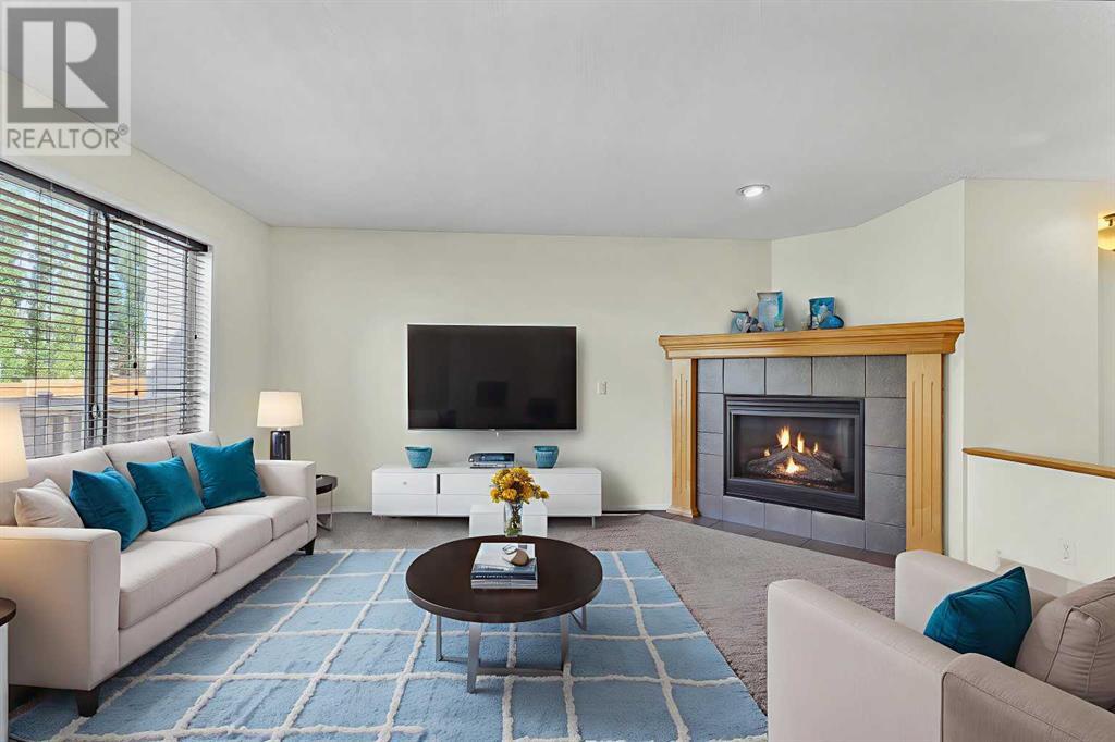 Single Family House for Sale in  Coventry Hills Drive NE Coventry Hills Calgary 