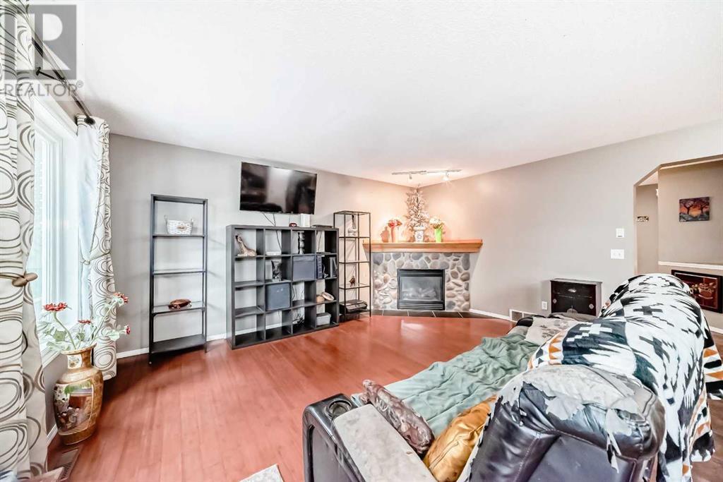 Single Family House for Sale in  Chapalina Crescent SE Chaparral Calgary 