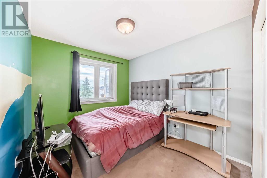 Single Family House for Sale in  Chapalina Crescent SE Chaparral Calgary 