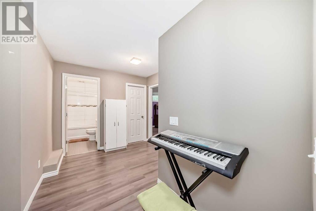 Single Family House for Sale in  Chapalina Crescent SE Chaparral Calgary 