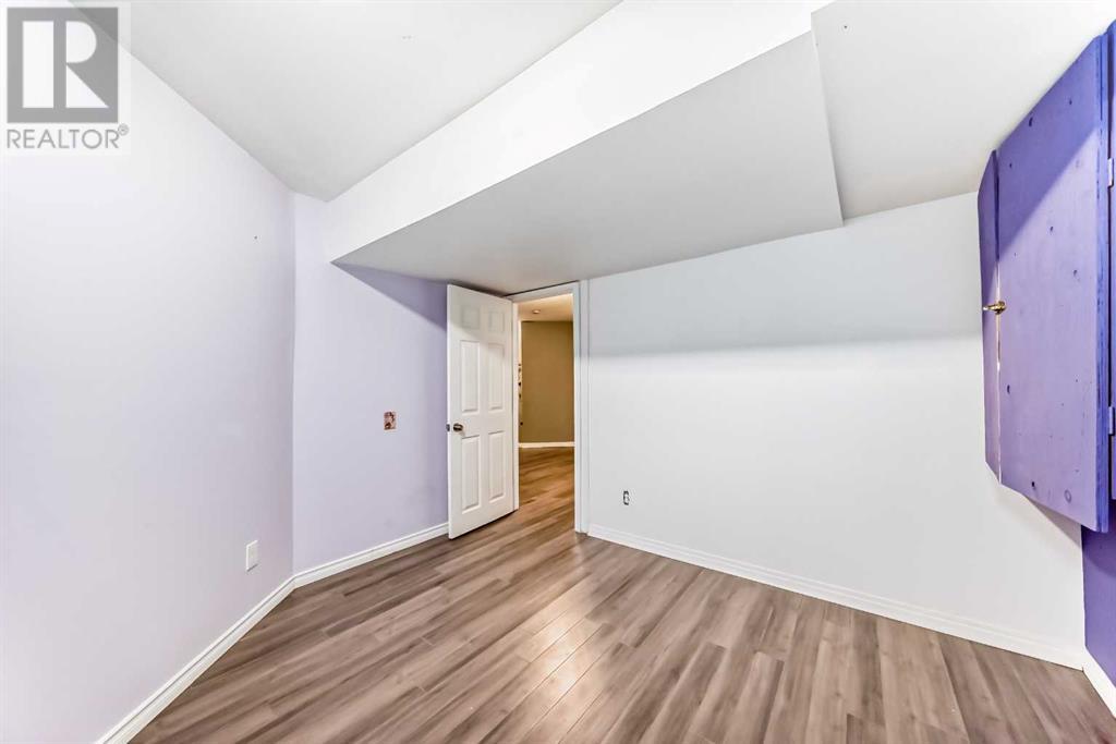 Single Family House for Sale in  Chapalina Crescent SE Chaparral Calgary 