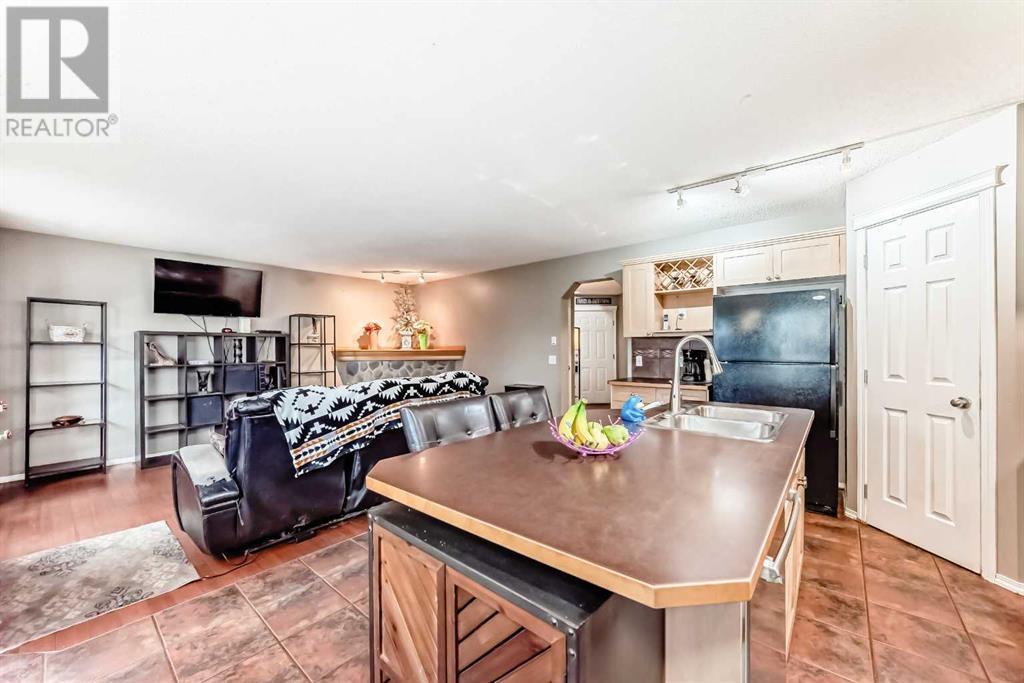 83 Chapalina Crescent SE, Calgary, Alberta