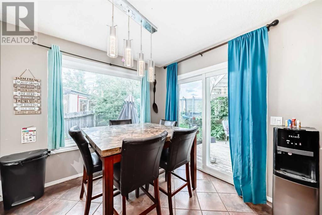 Single Family House for Sale in  Chapalina Crescent SE Chaparral Calgary 