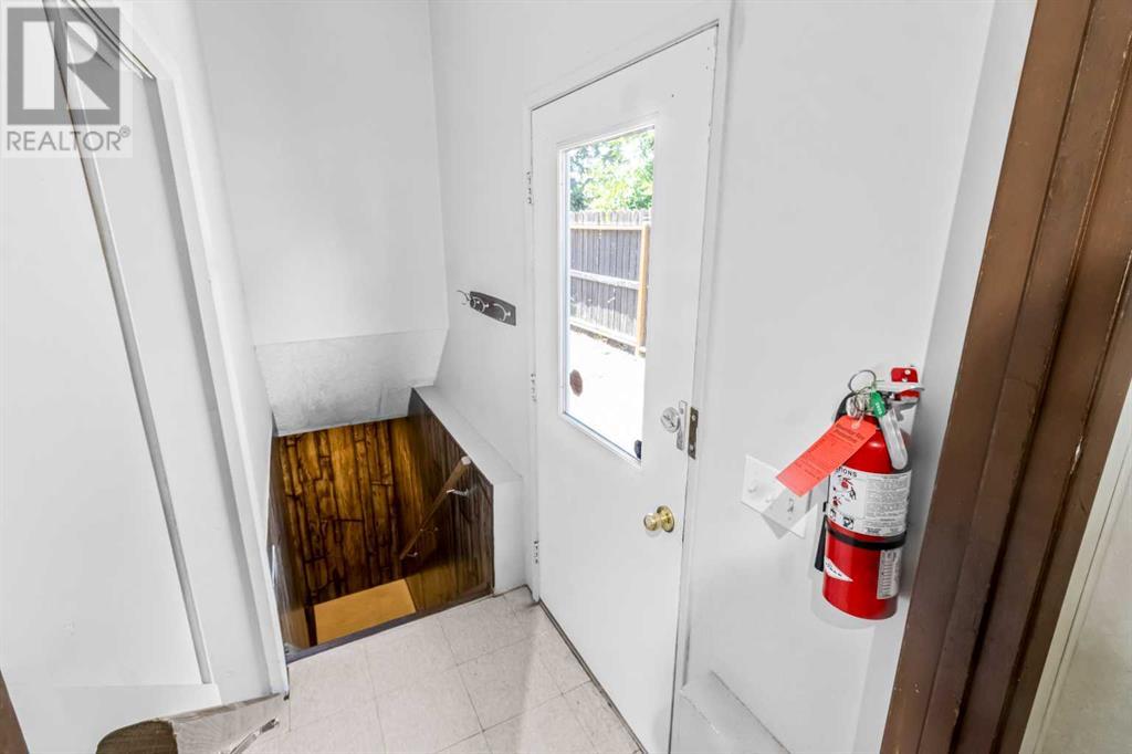 Single Family House Bungalow for Sale in  Bermuda Way NW Beddington Heights Calgary 