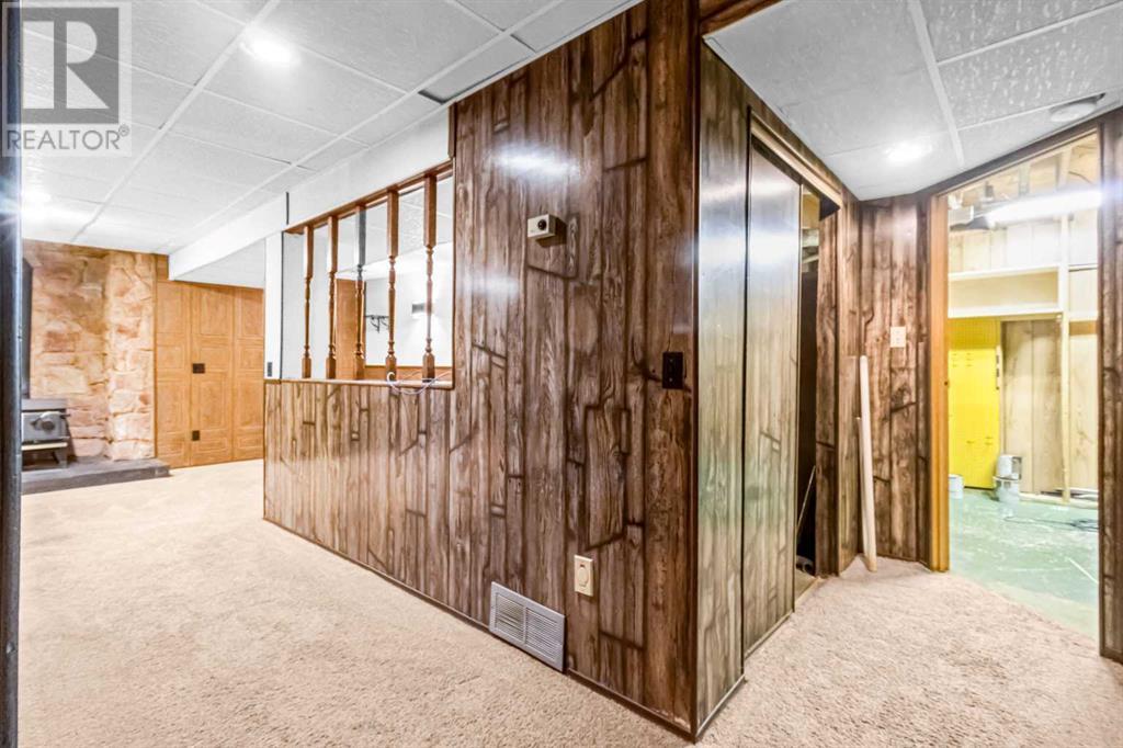 Single Family House Bungalow for Sale in  Bermuda Way NW Beddington Heights Calgary 