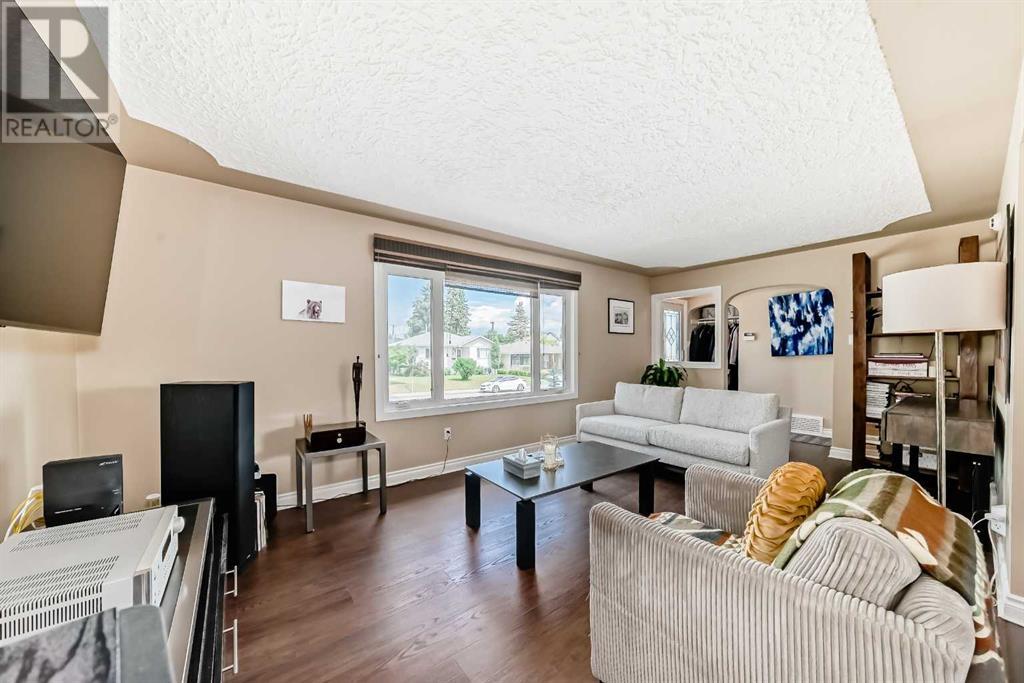 Single Family House Bungalow for Sale in  Morley Trail NW Banff Trail Calgary 