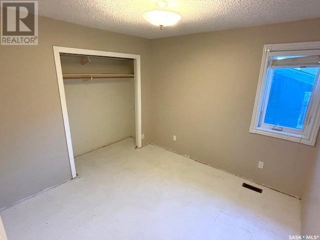Photo 11 of 1635 Marquis Avenue, Moose Jaw SK