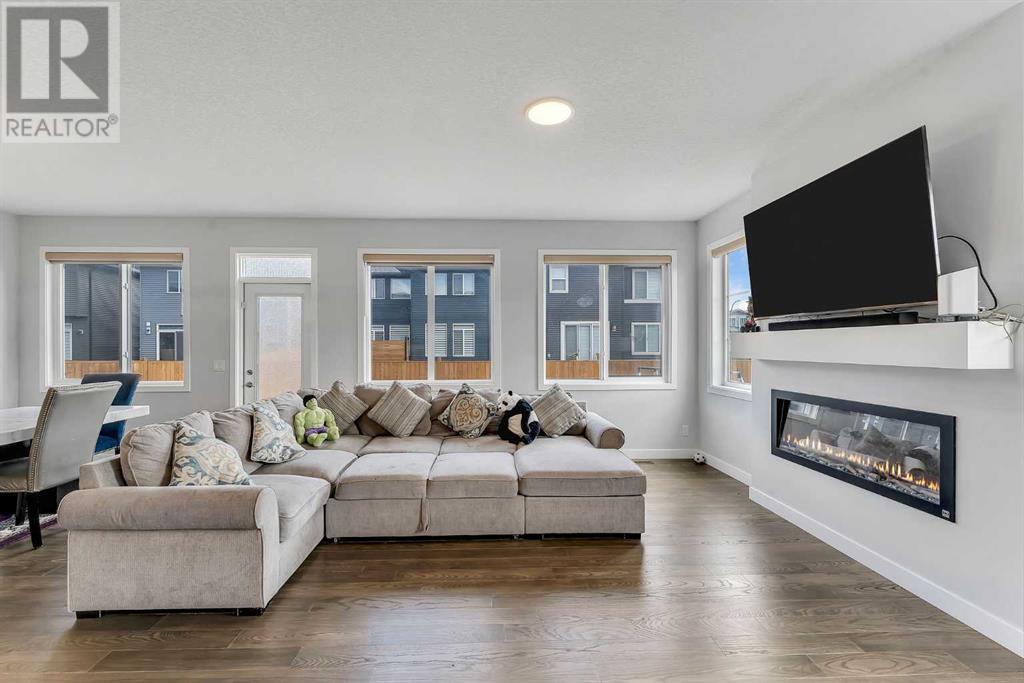 Single Family House for Sale in  CORNER MEADOWS Grove NE Cornerstone Calgary 