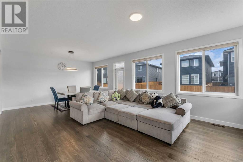 Single Family House for Sale in  CORNER MEADOWS Grove NE Cornerstone Calgary 