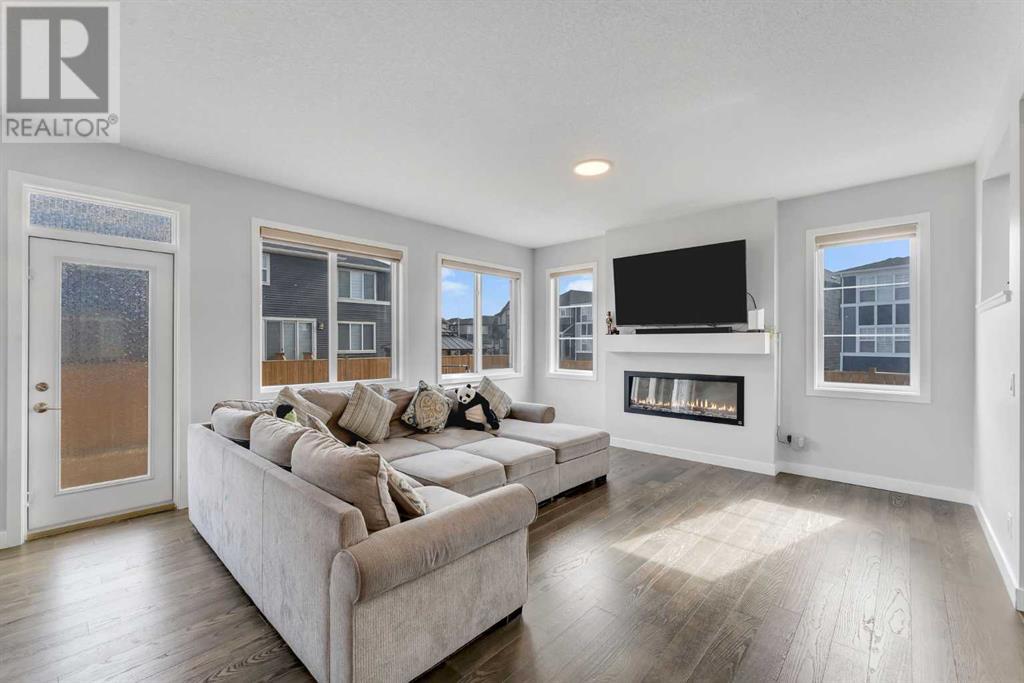 Single Family House for Sale in  CORNER MEADOWS Grove NE Cornerstone Calgary 