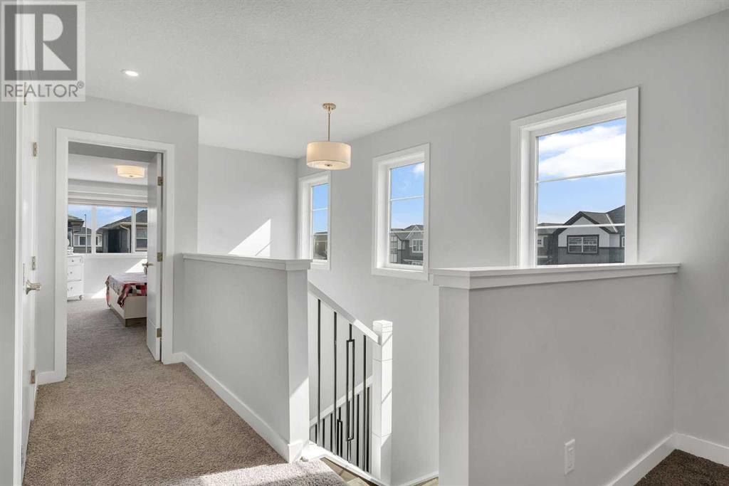114 CORNER MEADOWS Grove NE, Calgary, Alberta
