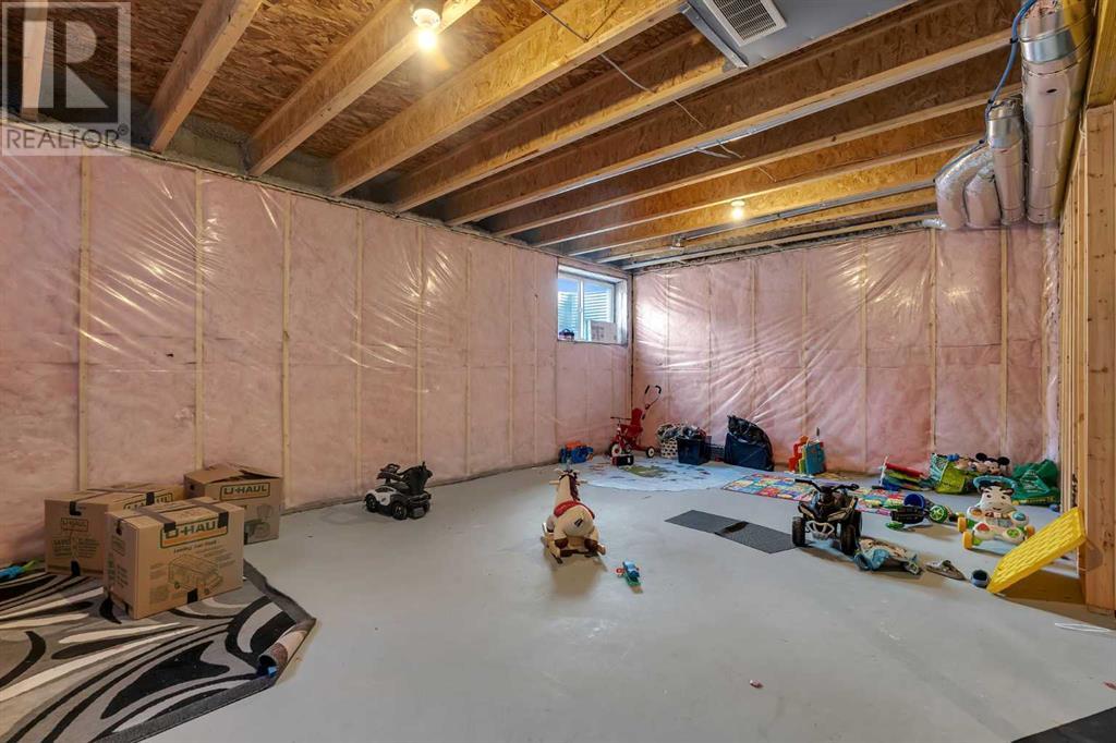 Single Family House for Sale in  CORNER MEADOWS Grove NE Cornerstone Calgary 