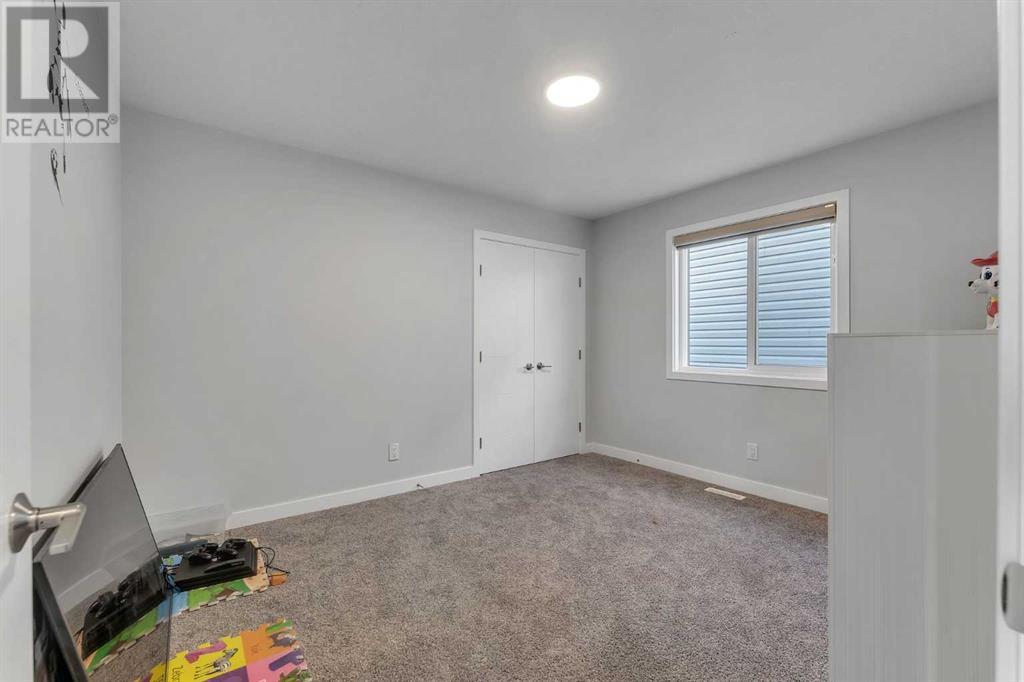 Single Family House for Sale in  CORNER MEADOWS Grove NE Cornerstone Calgary 