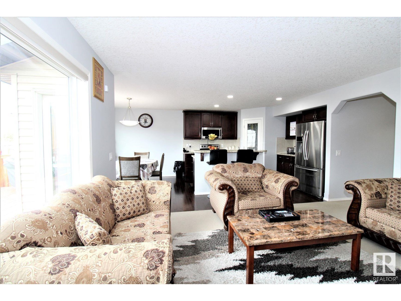 Photo 11 of 1218 37 Av Nw Nw, Edmonton AB