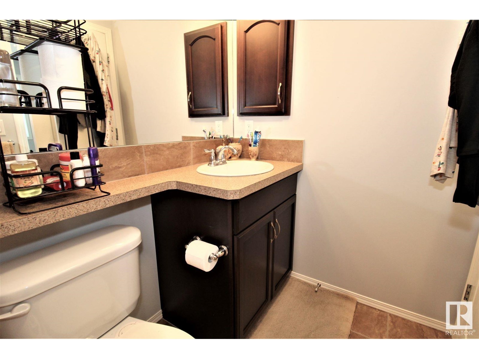 Photo 41 of 1218 37 Av Nw Nw, Edmonton AB