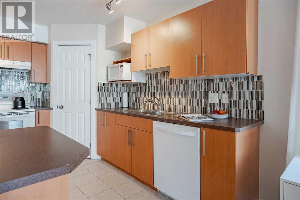 Single Family House for Sale in    Avenue SW Bankview Calgary 
