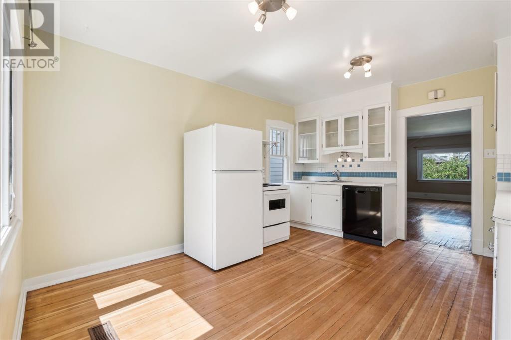 Single Family House Bungalow for Sale in   Avenue SE Inglewood Calgary 
