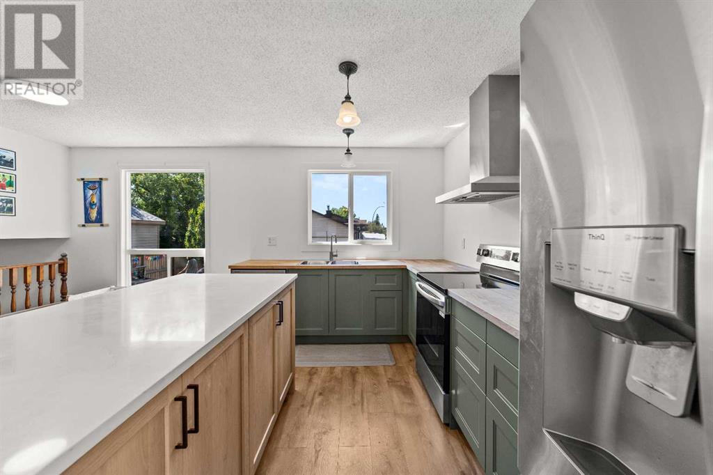 Single Family House 4 Level for Sale in  Bernard Court NW Beddington Heights Calgary 