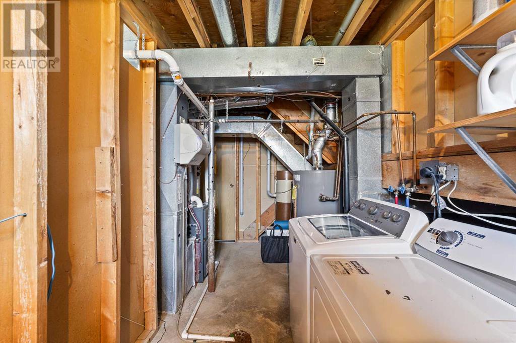 Single Family House 4 Level for Sale in  Bernard Court NW Beddington Heights Calgary 