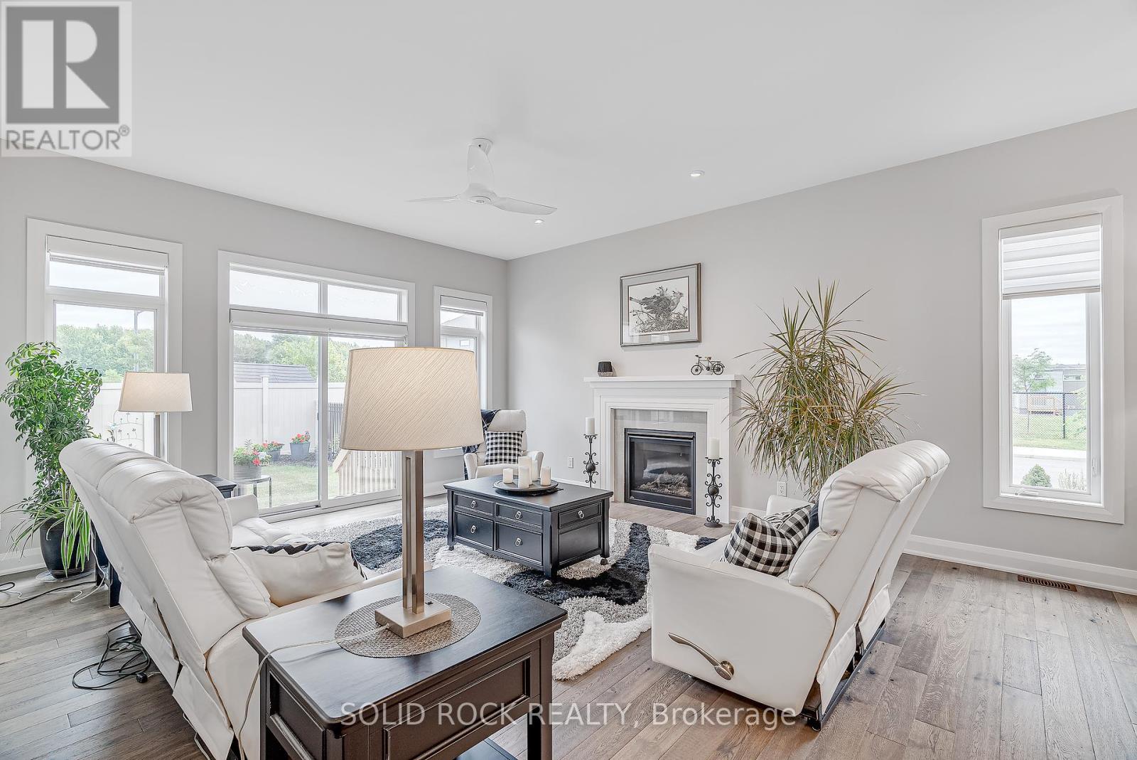 Photo 17 of 135 Pathfinder Way, Ottawa ON