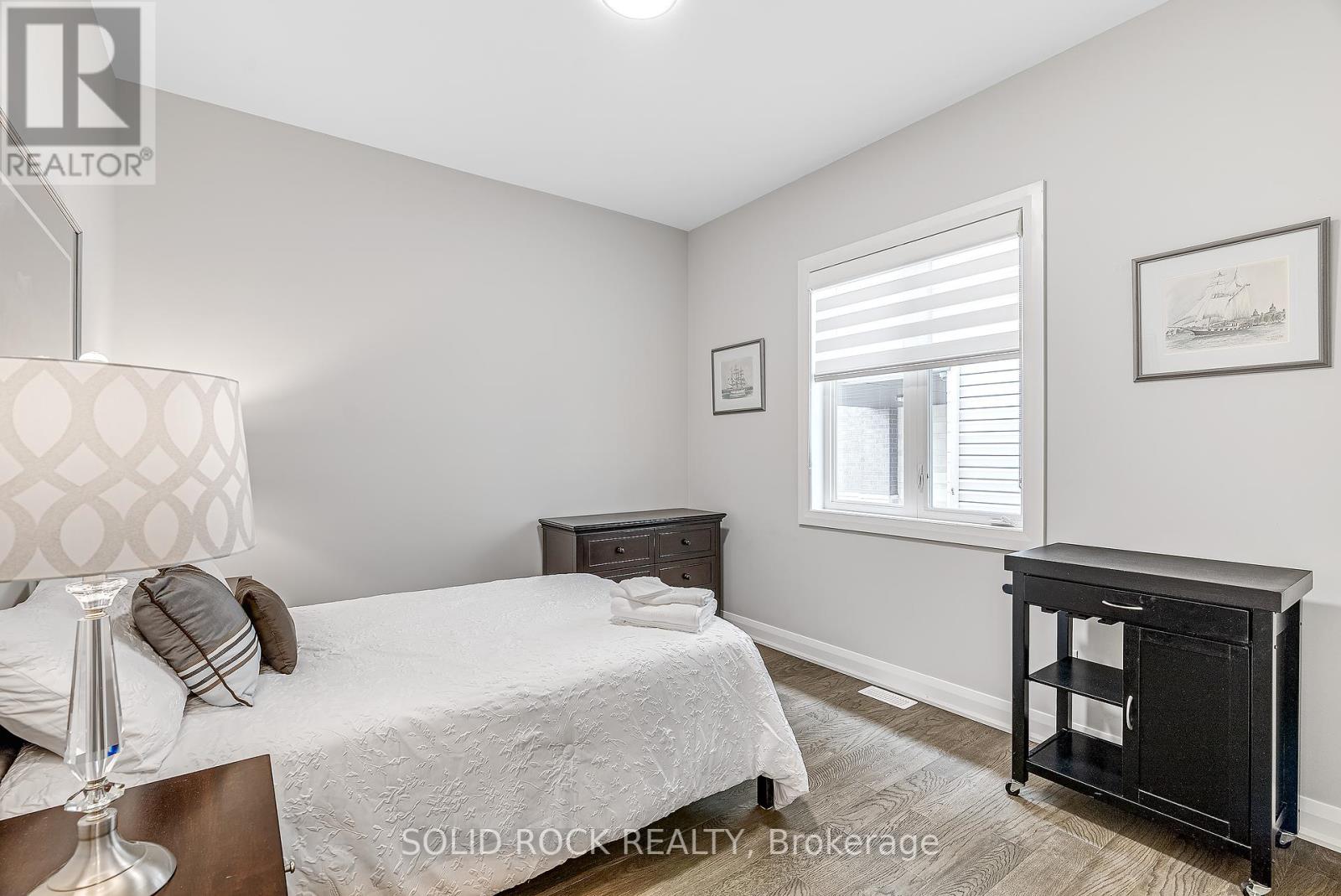 Photo 25 of 135 Pathfinder Way, Ottawa ON