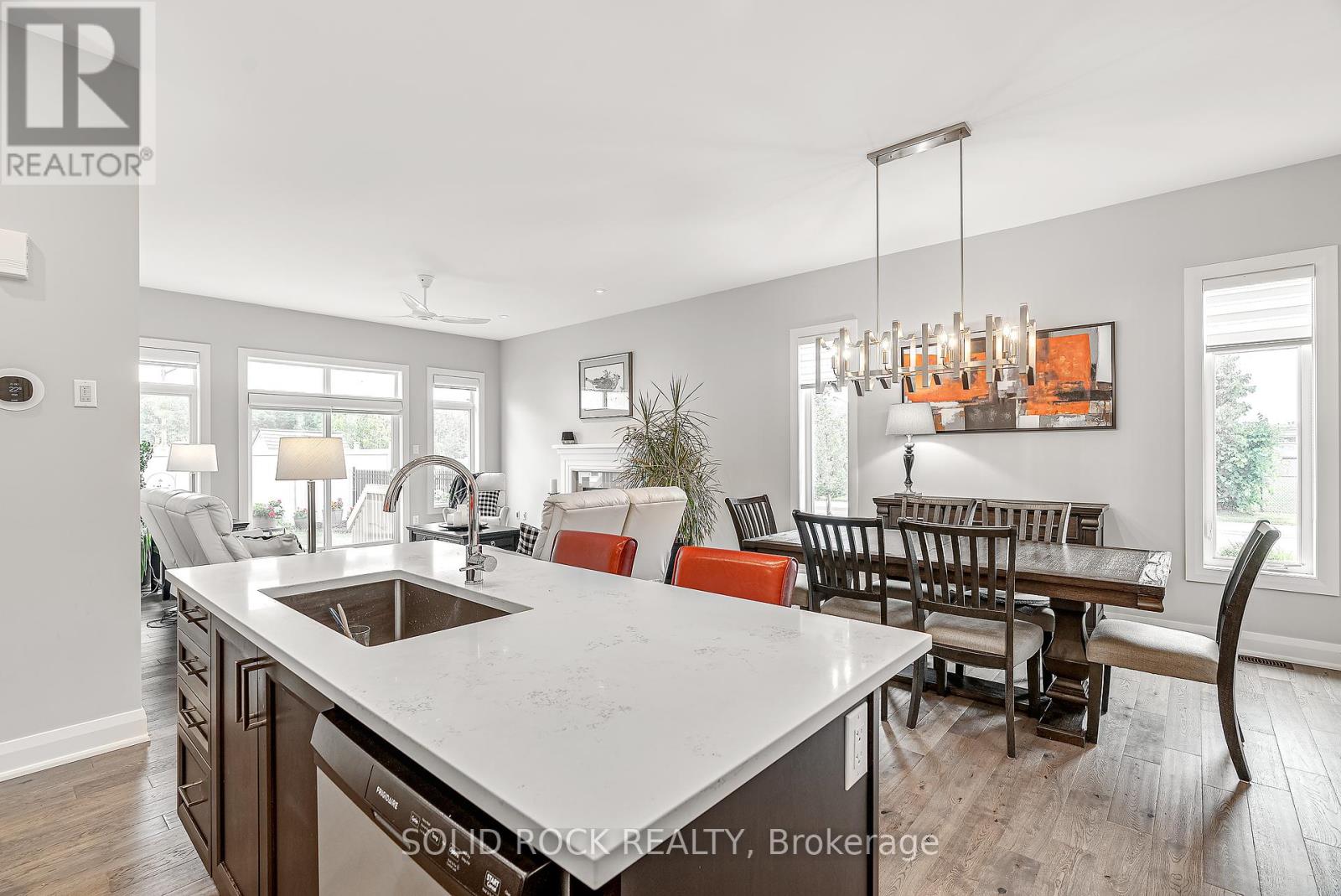 Photo 16 of 135 Pathfinder Way, Ottawa ON