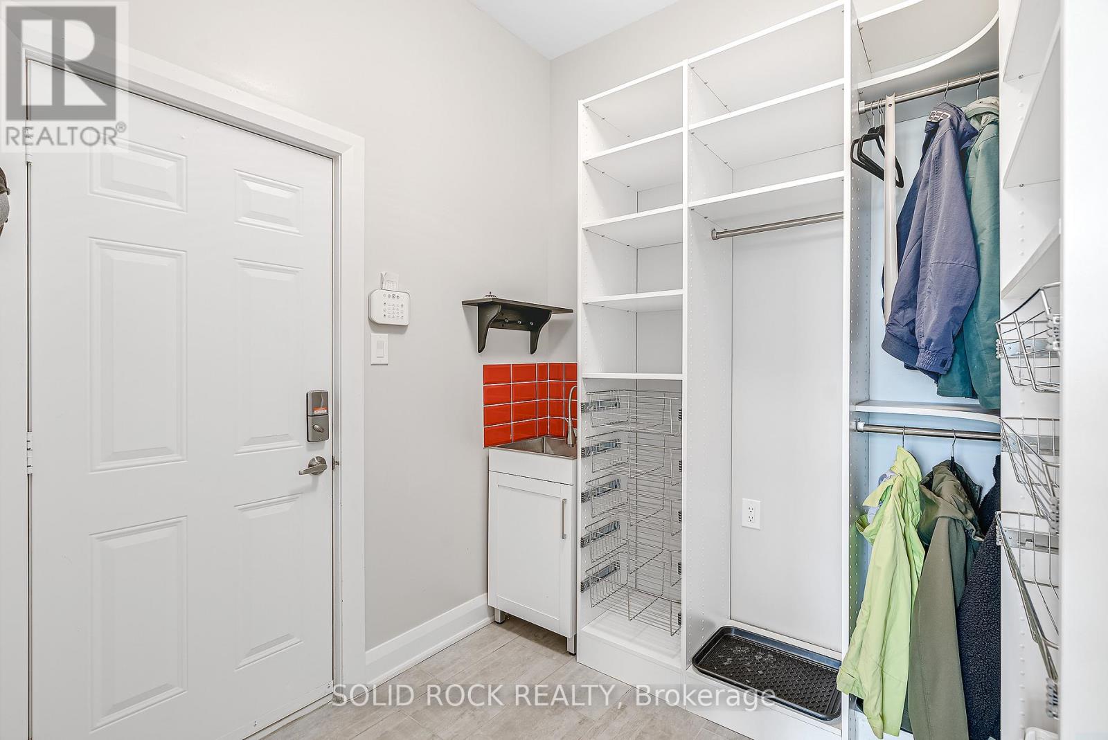 Photo 9 of 135 Pathfinder Way, Ottawa ON