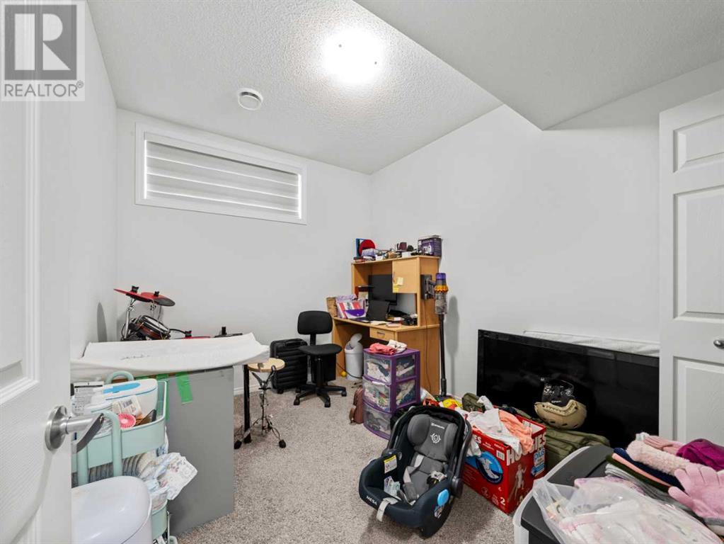 Single Family House for Sale in  Lucas Street NW Livingston Calgary 