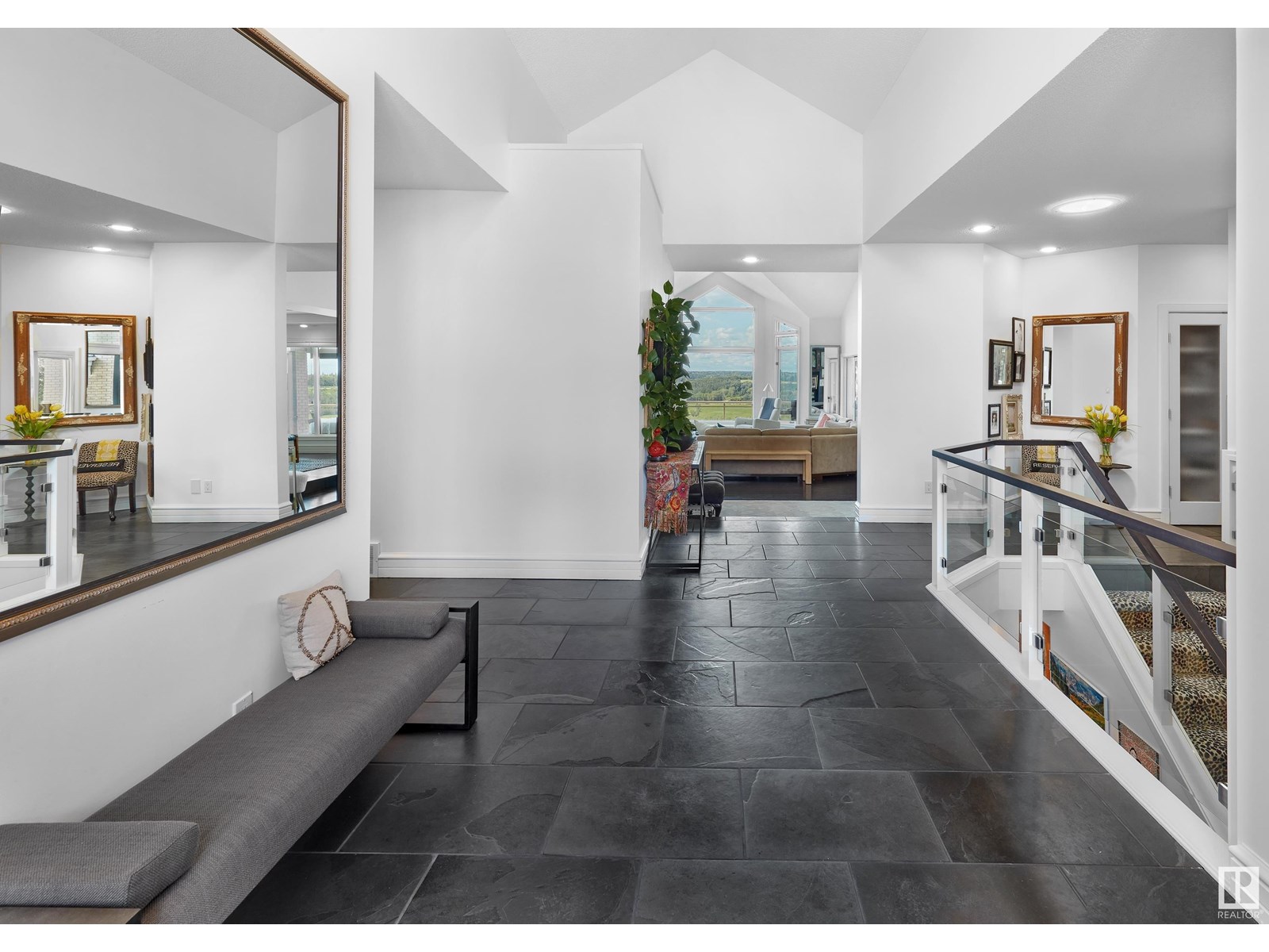 4804 154 ST NW - 9
