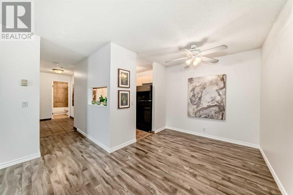 309, 525 56 Avenue SW, Calgary, Alberta