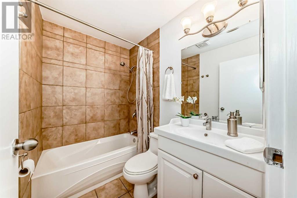 Single Family House for Sale in    Avenue SW Windsor Park Calgary 