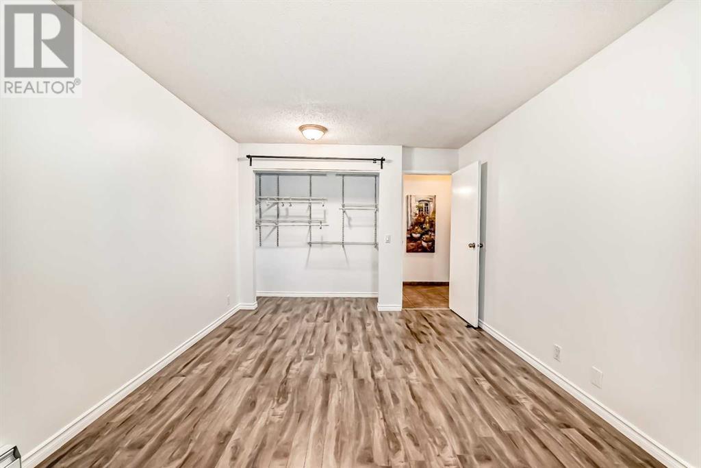 Single Family House for Sale in    Avenue SW Windsor Park Calgary 