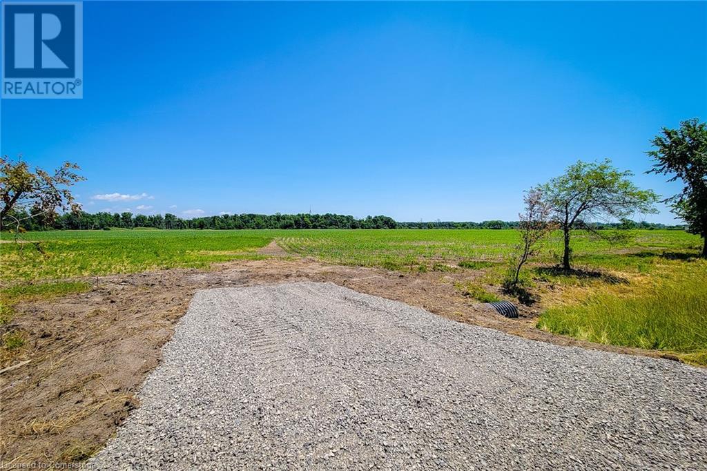 Photo 7 of 1615 North Shore Drive, Lowbanks ON