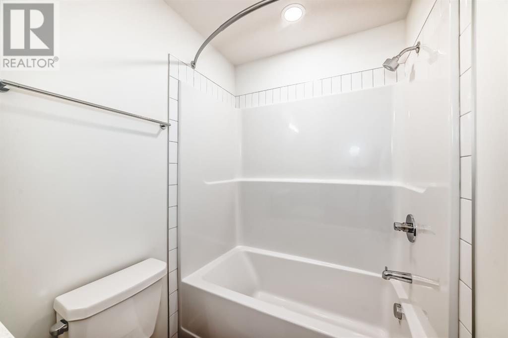 Single Family House for Sale in    Ave Avenue SE Belvedere Calgary 