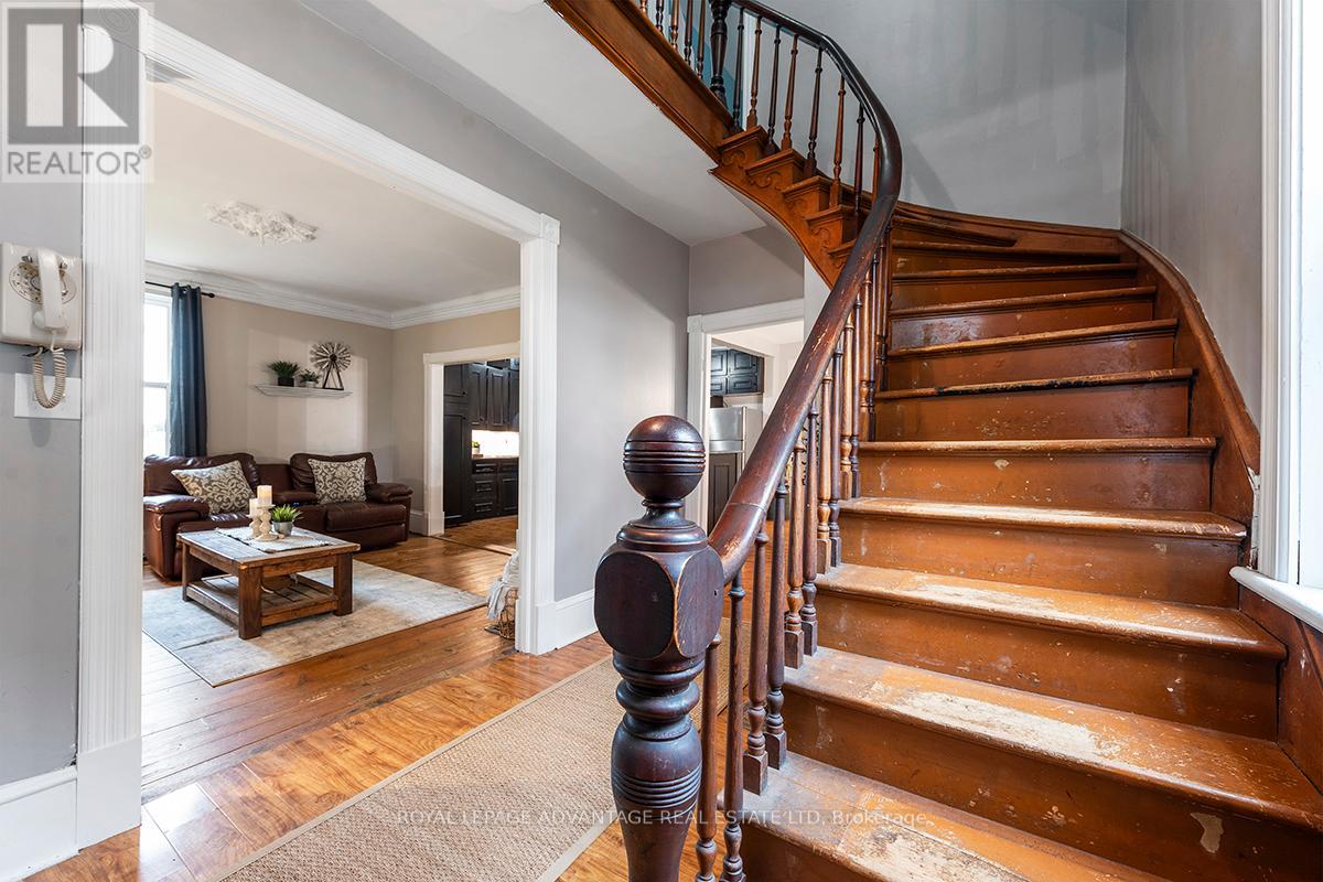 Photo 23 of 526 Kelford Drive, Tay Valley ON