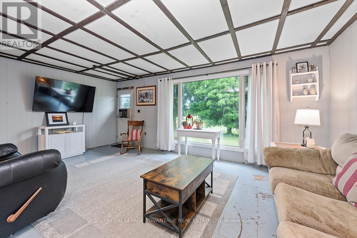 Photo 38 of 526 Kelford Drive, Tay Valley ON