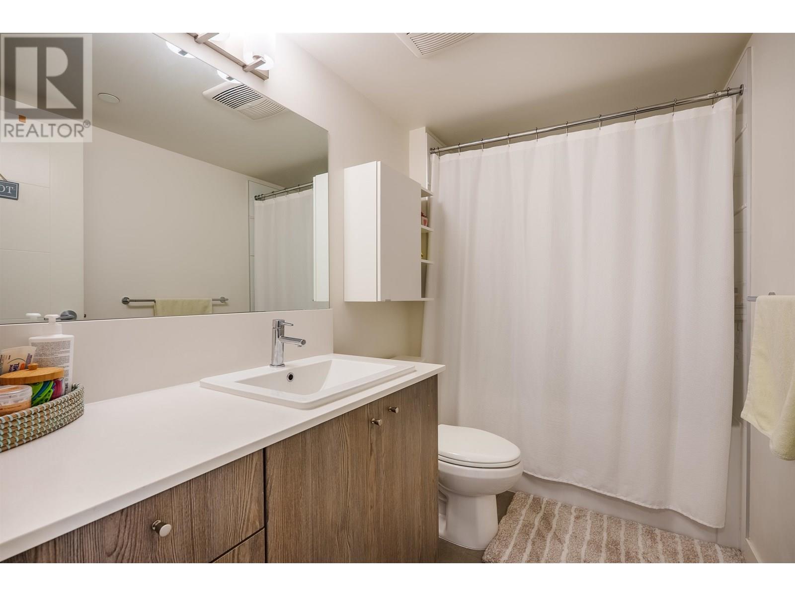 418 2525 CLARKE STREET, Port Moody