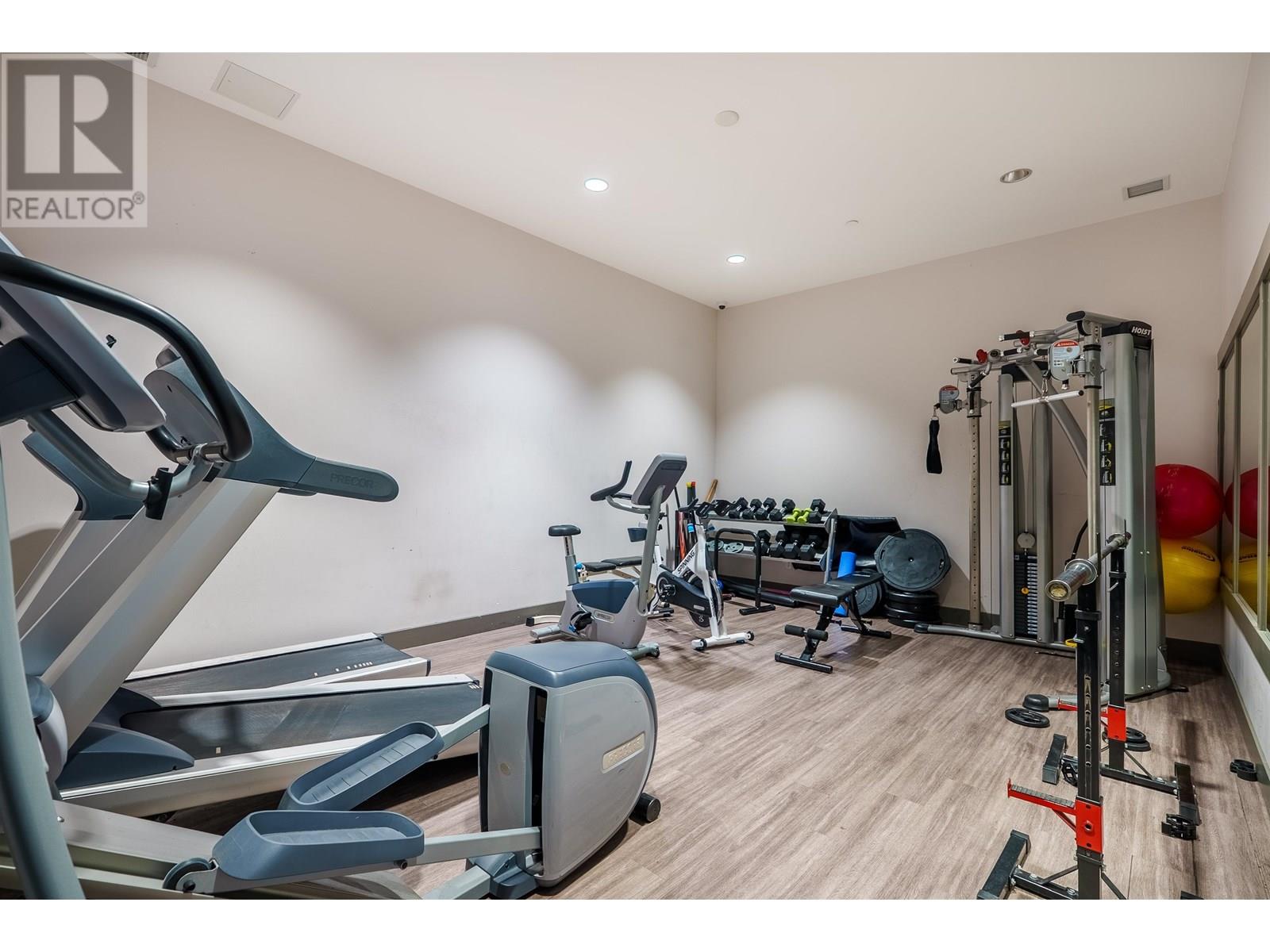418 2525 CLARKE STREET, Port Moody