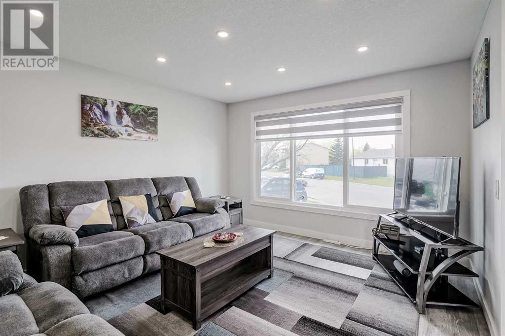 83 Aberdare Road NE, Calgary, Alberta